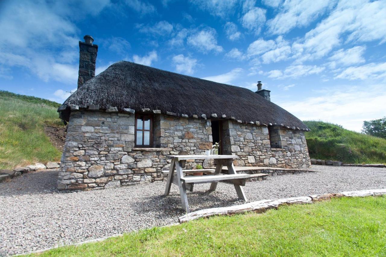 Tigh Phadraig At Marys Thatched Cottages Elgol Buitenkant foto